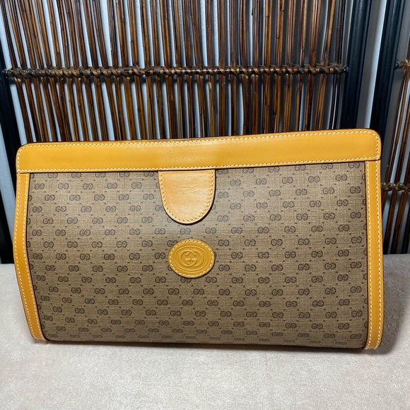 Gucci bag, Gucci Supreme, Gucci Clutch, Pristine Condition, Classy Clutch - Picture 16 of 16